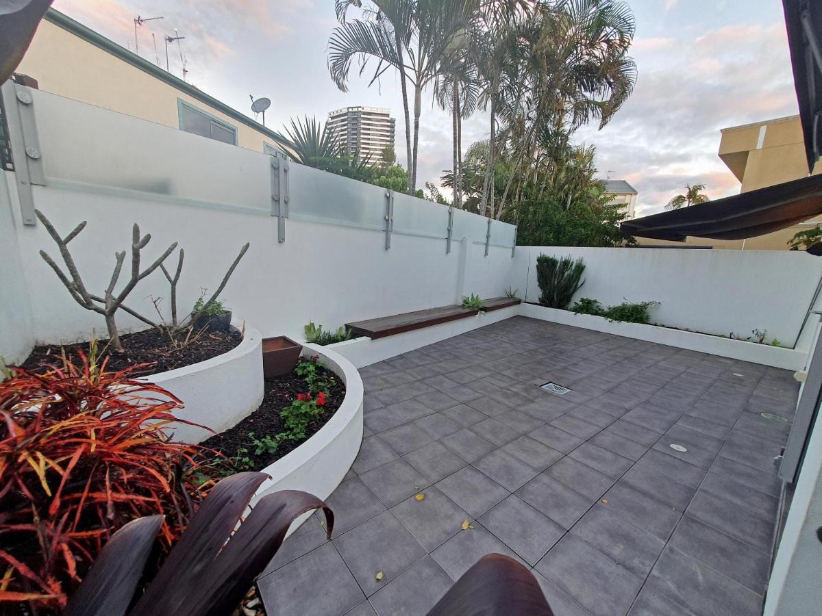 The Secret In Paradise Villa Gold Coast
